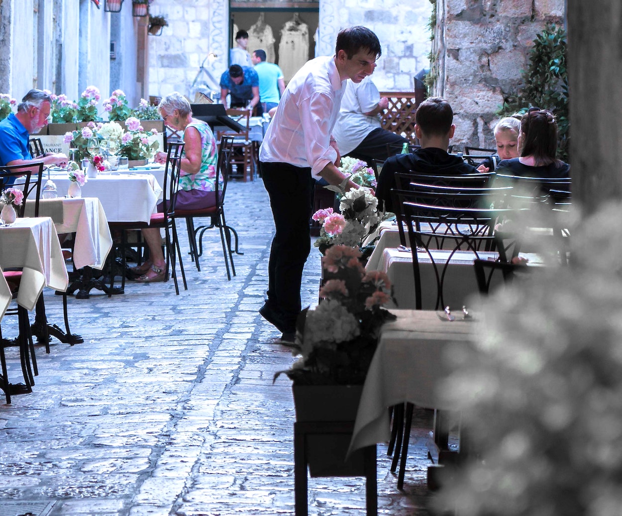 ¿Cuánto desean los españoles salir de nuevo a restaurantes?