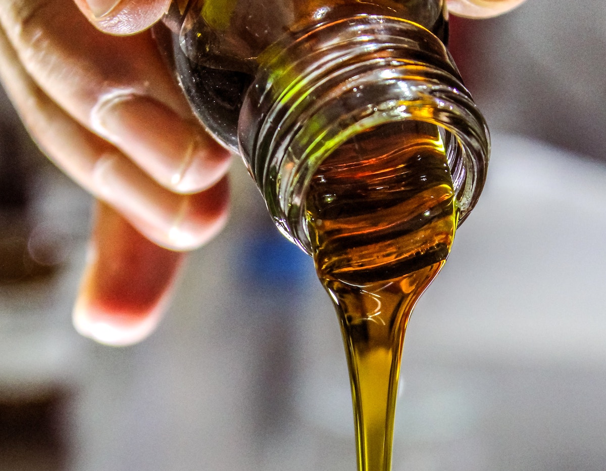 Un aceite de oliva con varios premios internacionales, hecho en un camión