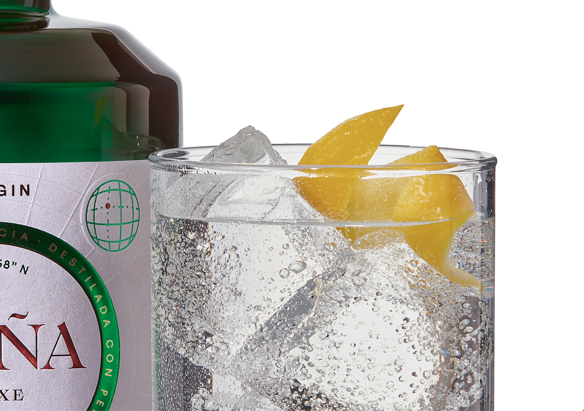 Una nueva ginebra destilada con pimientos de Padrón