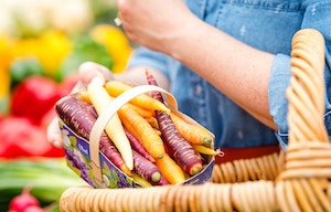 Los precios de los alimentos en el mercado en la semana de Navidad