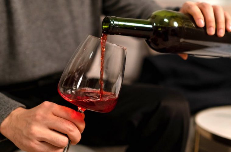 Las exportaciones de vino español facturan más pero el volumen sigue bajando