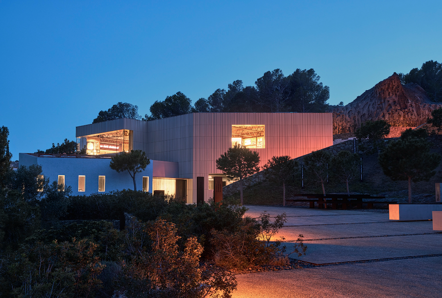 Ahora, además de visitar elBulli también se podrá dormir en el icónico restaurante