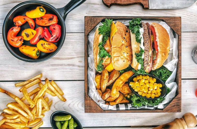 El consumo de comida rápida y a domicilio sigue creciendo
