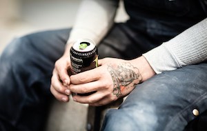 Los nutricionistas advierten de los peligros de consumir bebidas energéticas de cara a los exámenes