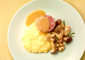 2Zampone con puré de jengibre, setas a la plancha y reducción de Marsala 2