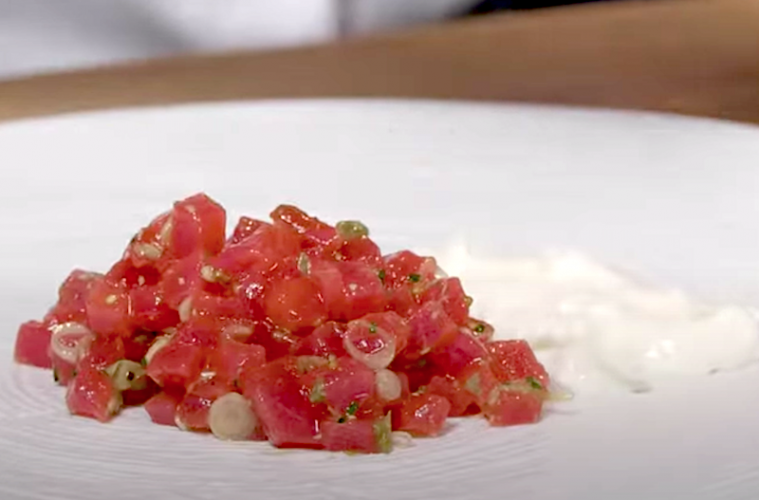 Tartar de atún rojo con burrata