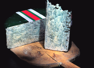 Cabrales, a por el cuarto récord Guinness al queso más caro del mundo