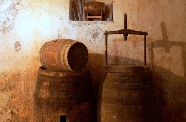 Feria de microbodegas en Requena