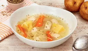 2sopa de pollo con sopa de sobre y pollo sobrante 2