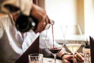 El consumo de vino se mantiene estable, con un leve incremento al alza