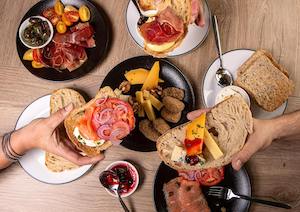 La gastronomía, en el top de experiencias que los españoles esperan disfrutar este año