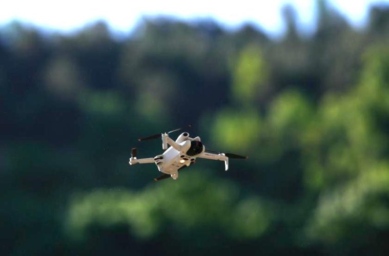 Un dron que detecta plagas y ahuyenta aves en explotaciones agrícolas (Foto Comunidad de Madrid)