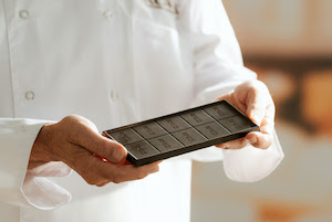 La primera tableta de chocolate con cacao cultivado en España