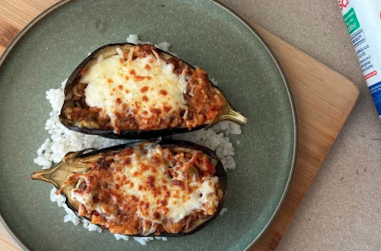 Berenjenas rellenas de carne picada y arroz