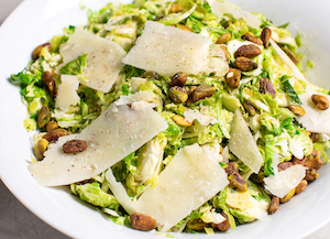 2Ensalada de coles de Bruselas con pistachos y parmesano 2