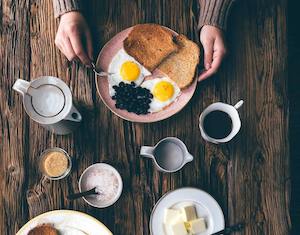 Alimentos que podrían ayudar a un mejor estado físico de las personas mayores en invierno