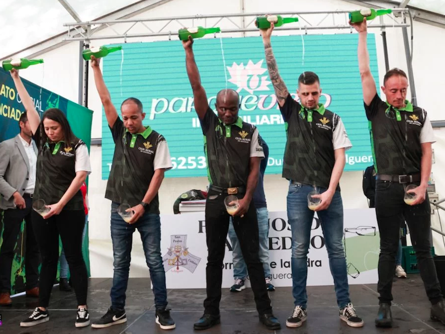 Los mejores escanciadores de Sidra de Asturias