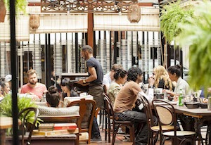¿Cómo crecerán las salidas a restaurantes este próximo puente?