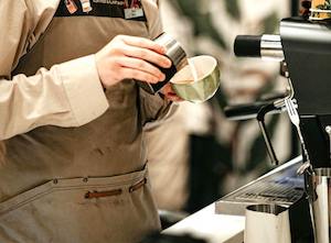 Cada vez nos gusta más el café de especialidad, aunque preocupa la calidad del servicio