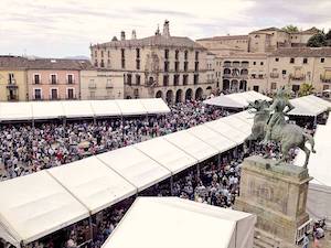Comienza la Feria Nacional del Queso de Trujillo