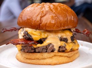 4 hamburguesas españolas entre las 25 mejores del mundo en la lista The World’s Best Burgers (Foto Nº1 Hundred Burguers)