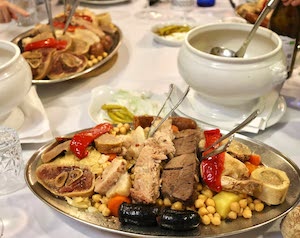 2La Cofradía Gastronómica del Cocido Madrileño preparará este plato en el puerto de Nueva York (Foto- Cofradía) 2
