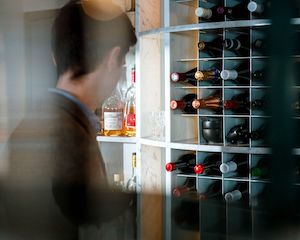 La posición del vino español, francés e italiano ante las dificultades que atraviesa el sector