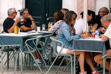 Casi el 30 % de las reservas de restaurantes para agosto son de turistas internacionales