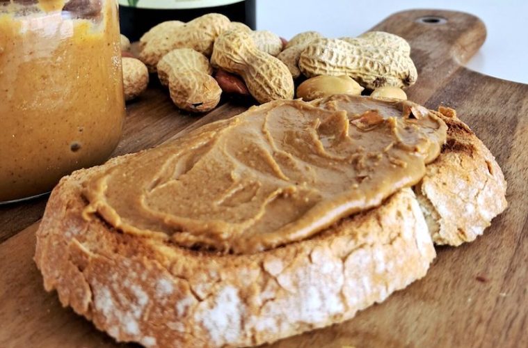 Crema de cacahuete casera