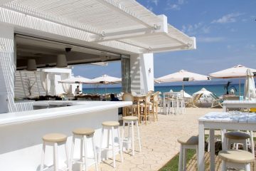 Hacia la simplificación de trámites en los negocios de playa de Andalucía