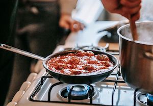 3 recetas para sacarle todo el partido al tomate frito casero 2