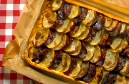 Hojaldre de patatas y chorizo olvidado por la cocina