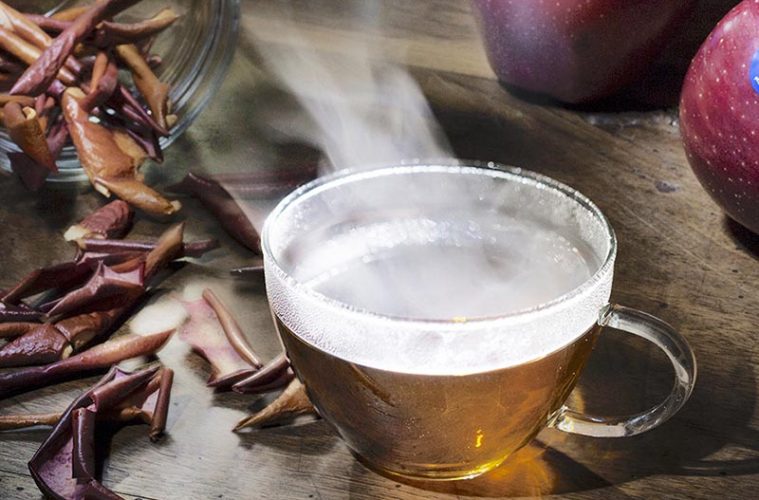 Contra el frío, una tisana de manzana. Foto Marlene