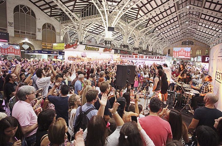 Los mercados municipales de València se ponen de fiesta