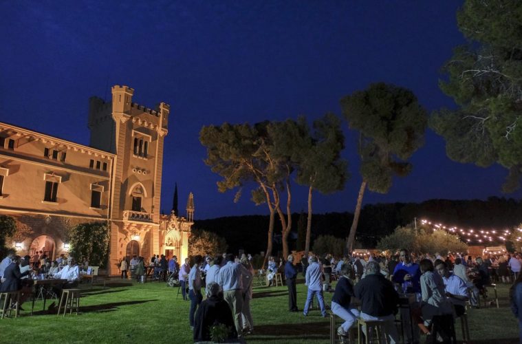 Fiesta de bienvenida a la floración de la viña