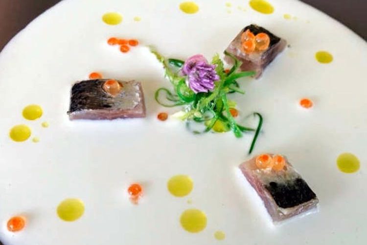 Ajoblanco con sardina