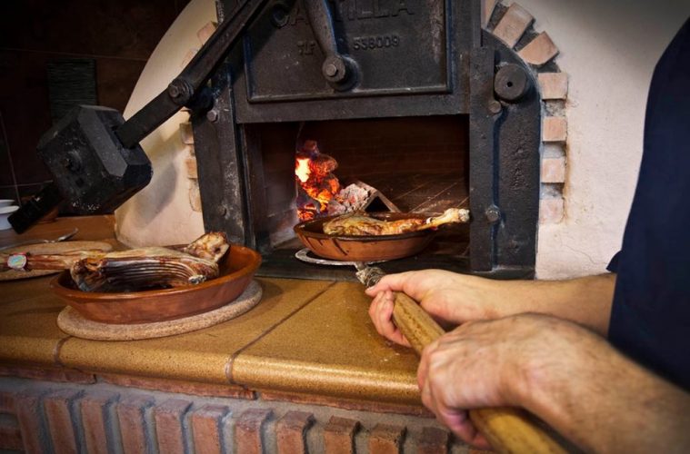 Cómo ser un verdadero maestro asador de lechazo