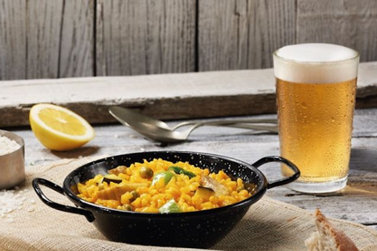 La esencia de la caña y el tapeo, en una obra de arte