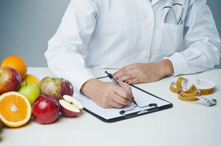 Cataluña admitirá el Grado de Nutrición y Dietética para acceder a la Sanidad Pública