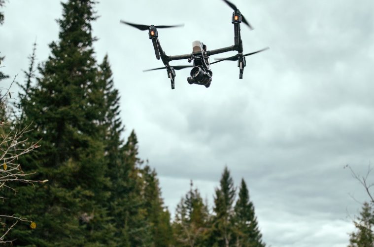 Curso gratuito de pilotaje de drones para mujeres rurales