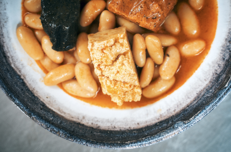 Fabada asturiana vegana