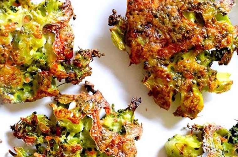 Chips de restos de brócoli