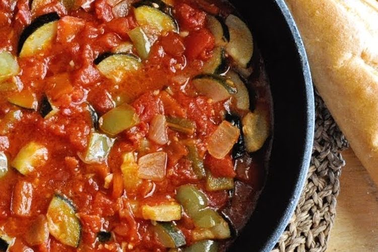 Pisto con pimientos del piquillo