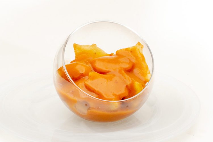 Buscando las mejores patatas bravas del año