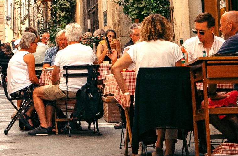Propuestas de los empresarios y profesionales turísticos para mejorar el sector