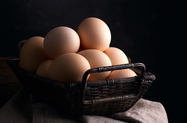 El camino de un huevo, desde la granja a nuestras cocinas