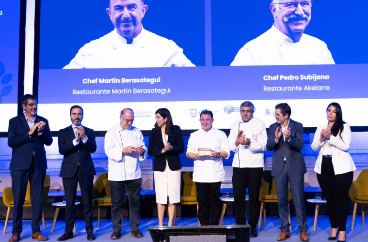 Fatmata Binta, Martín Berasategui y Pedro Subijana, embajadores del Turismo Sostenible de la OMT