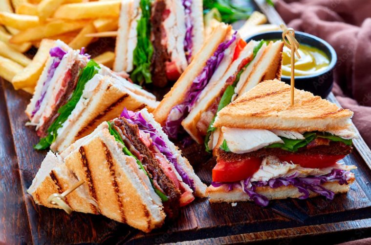 Sandwich Club de pavo