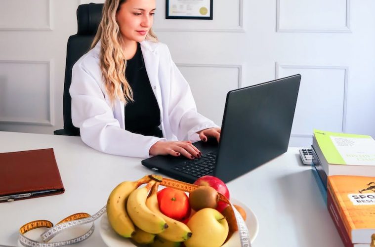 Los dietistas-nutricionistas piden que su inclusión en el Sistema Nacional de Salud