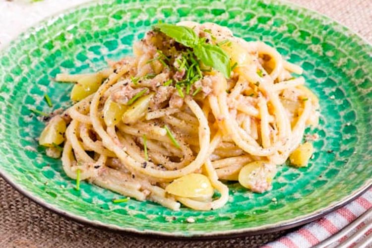 Pasta de ayer con un toque de paté